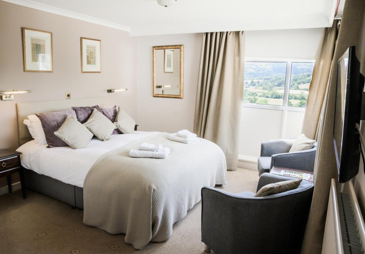 The Manor Hotel Crickhowell Exterior foto